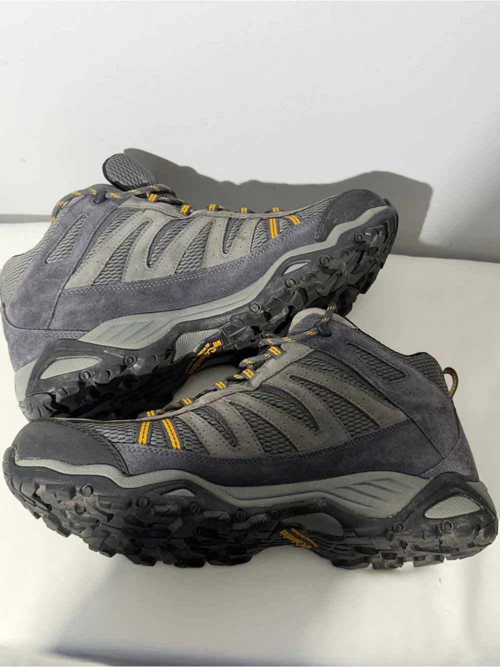 Columbia North Plains Men Gray Hiking Shoe Sz US 14